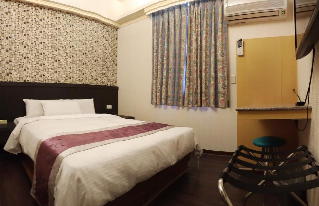 King Town Hotel Luodong Eksteriør billede